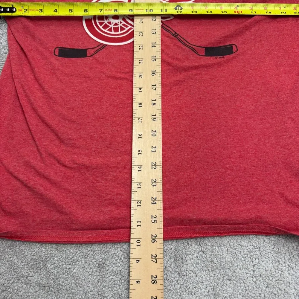 Champion Detroit Red Wings NHL Hockey Graphic T-Shirt Mens Large Red Crew Tee - Picture 7 of 11